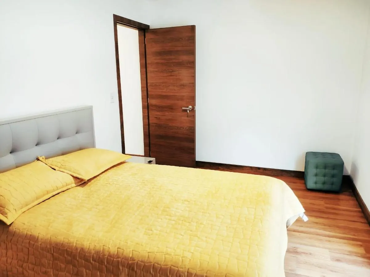 Piscina + Gym + Sauna + Turco + HABITACIÓN PRIVADA EN DEPARTAMENTO Quito 0*,  Ecuador